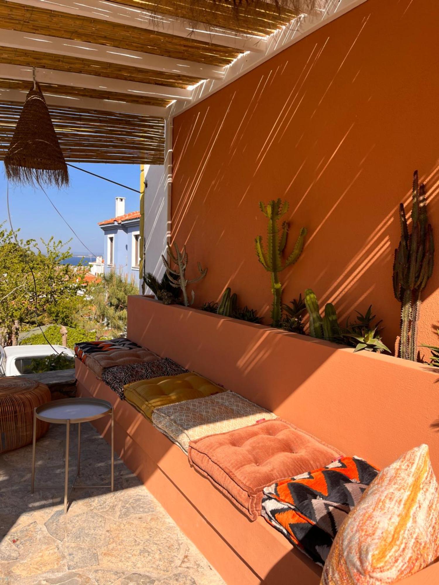 Posthane Hotel Bozcaada Exteriör bild