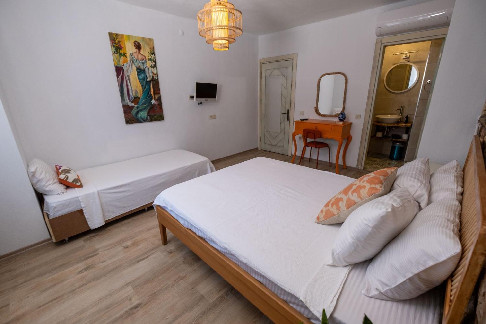 Posthane Hotel Bozcaada Exteriör bild