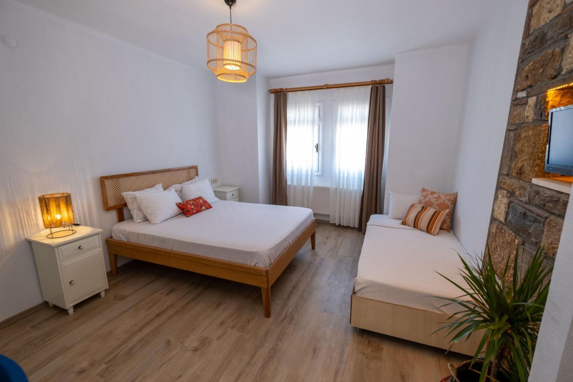 Posthane Hotel Bozcaada Exteriör bild
